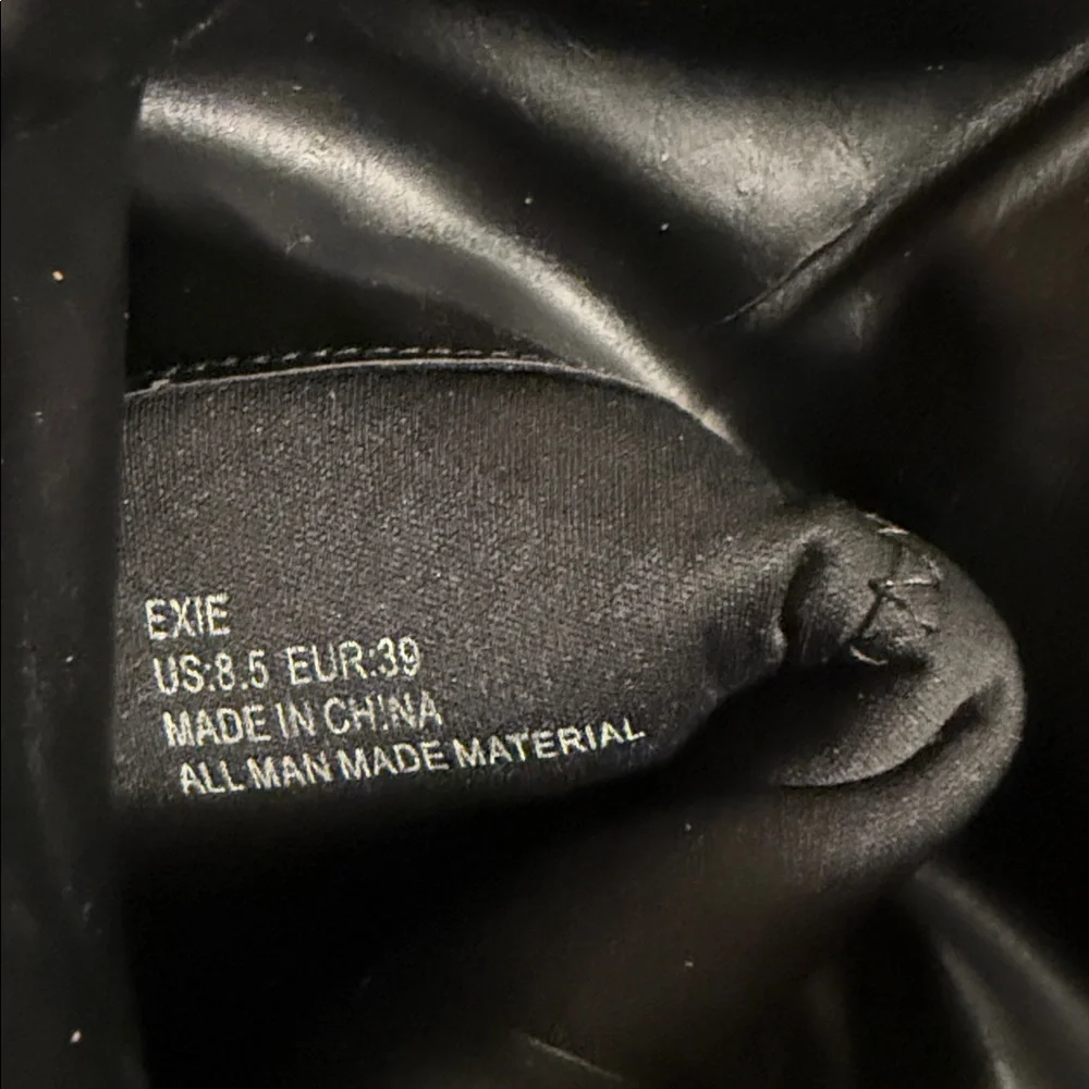 NWB Black Luxe by JustFab Over Knee Boots size 8.5